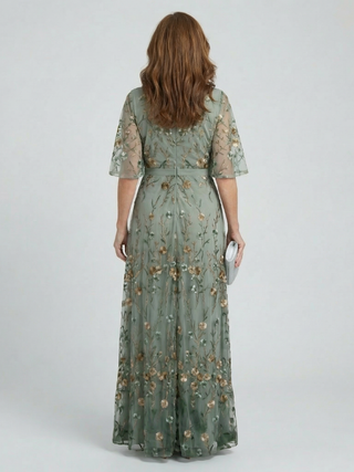 Selena™ | Vestido Maxi Halter Floral en Verde Salvia