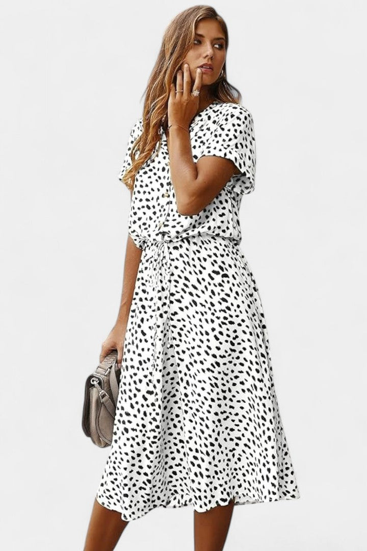 Rovena Vestido Midi de Lunares con Cuello Camisero y Cintura Ajustable